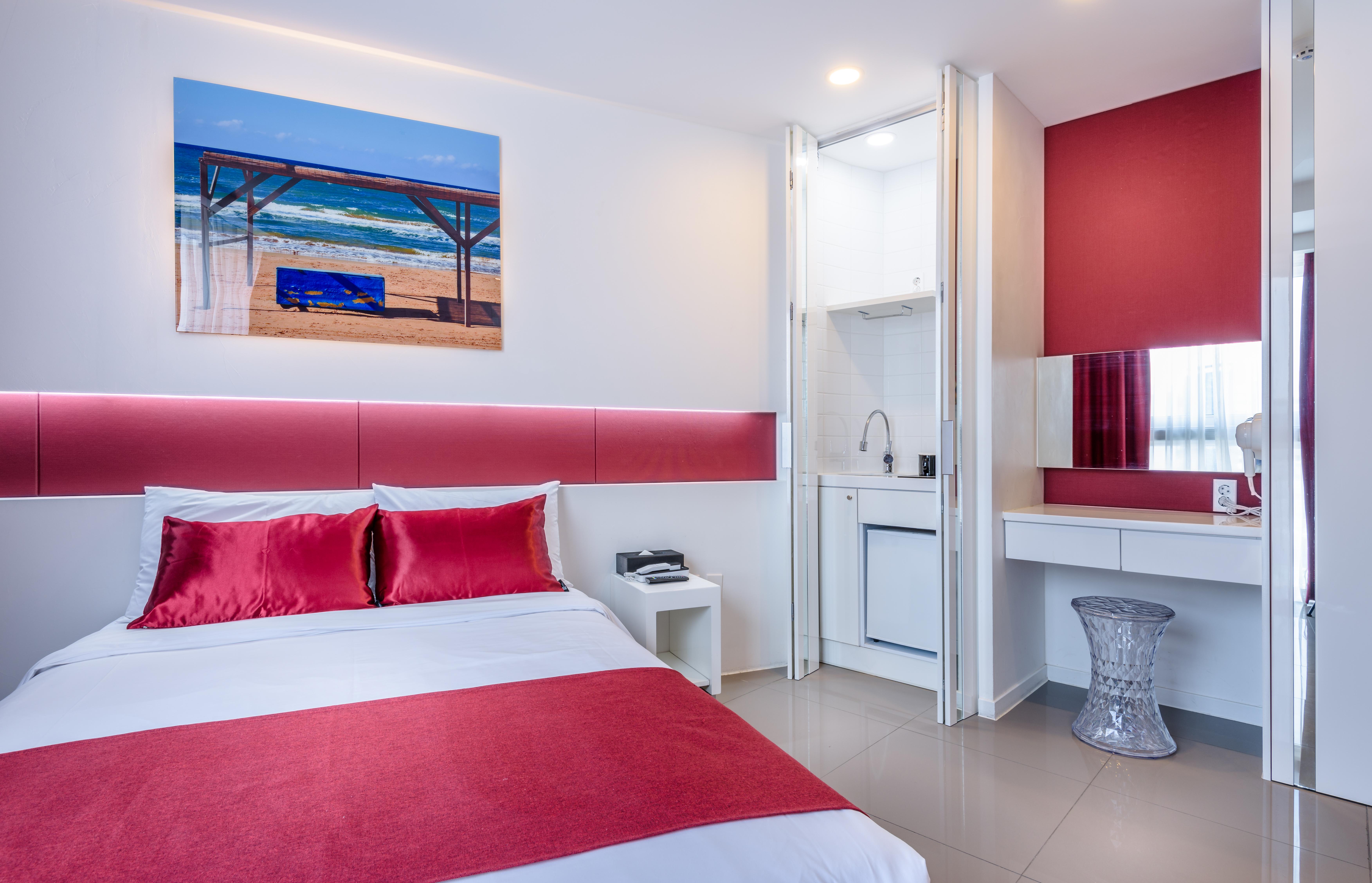 แอมี เชจู บีช โฮเต็ล Hotel เมืองเชจู ภายนอก รูปภาพ